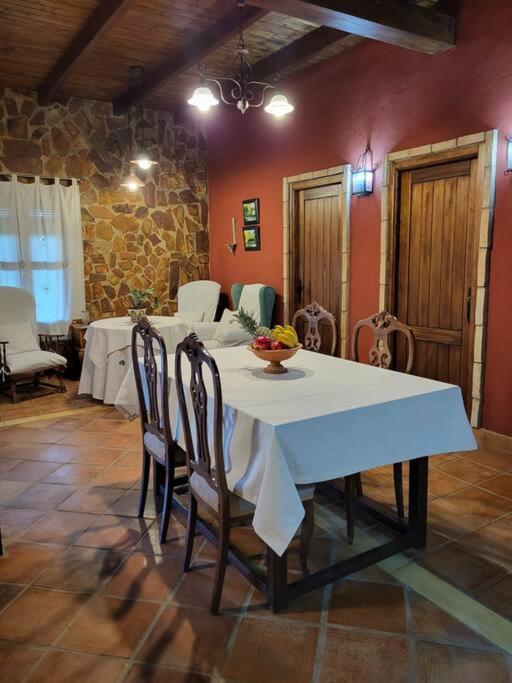 La Buganvilla, Descanso Entre Olivares Орначуэлос Экстерьер фото